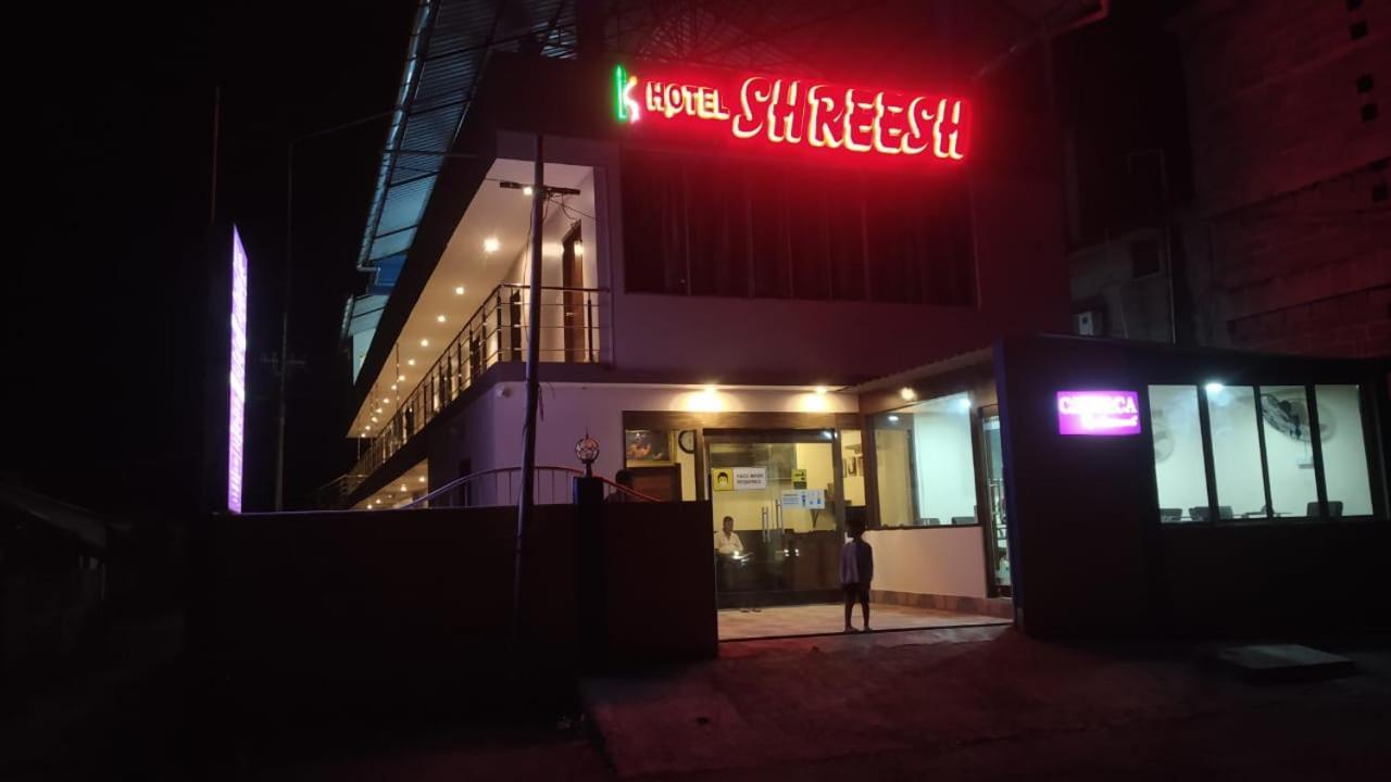 Hotel Shreesh Sitapur Exterior foto